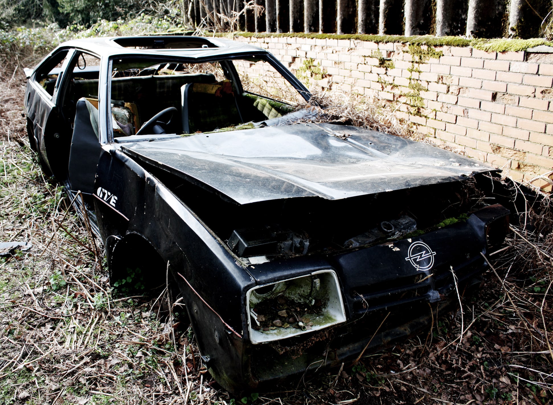abandoned-opel-manta-gte_3316376625_o.jpg