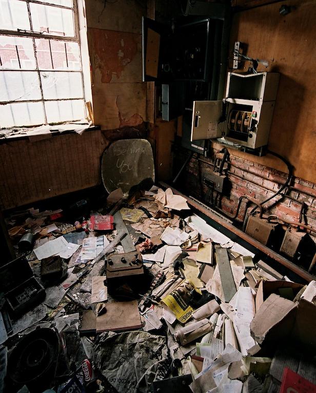 abandoned-urbex-2971526858_54f4d53ac1_o.jpg