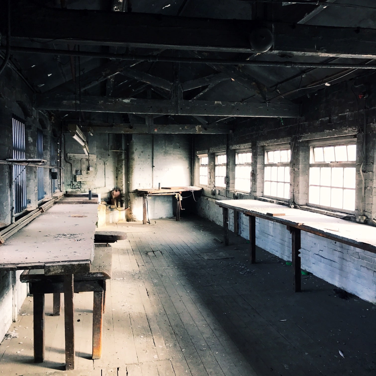 abandoned-urbex-30545214161_d156c631e0_o.jpg