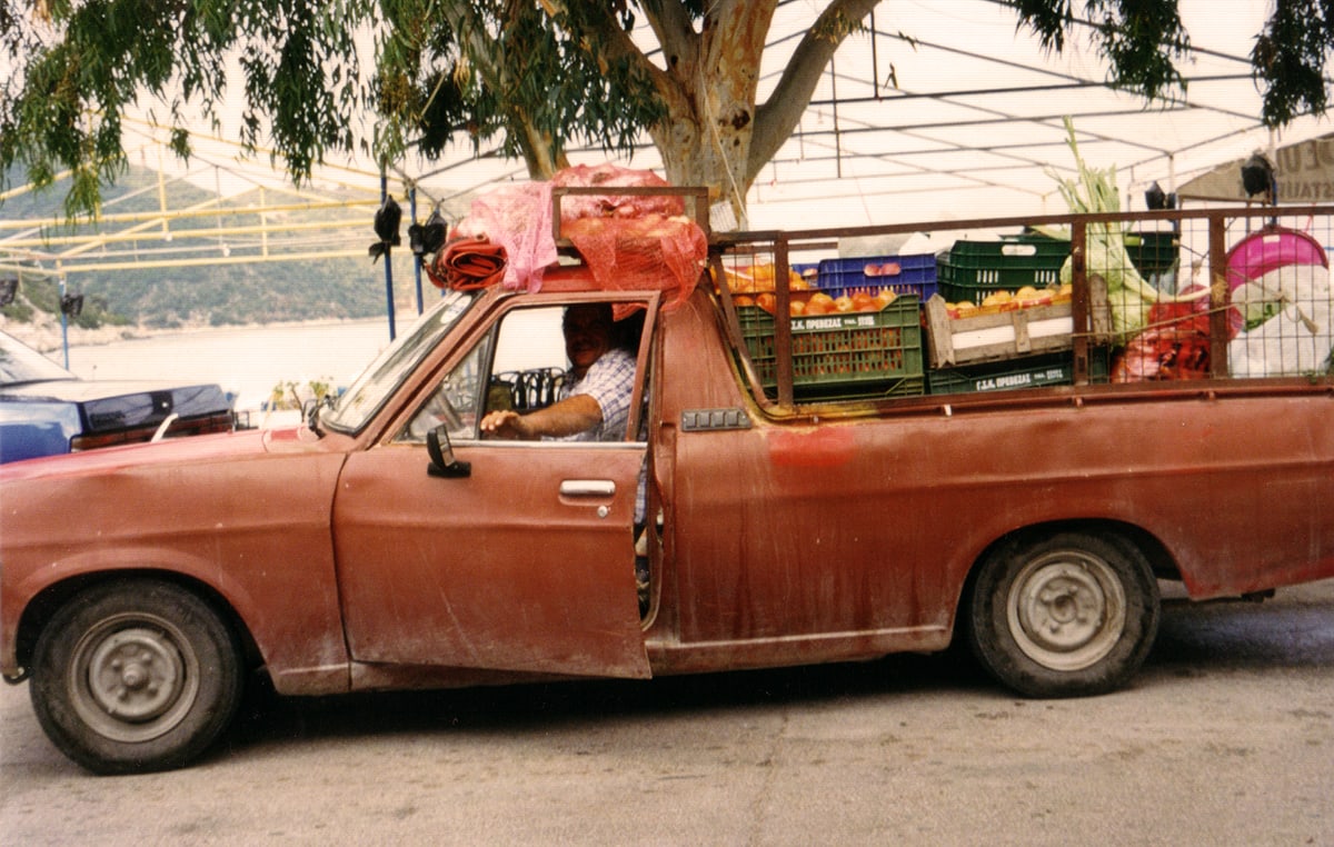 found-film-greece-preveza-fruit-truck-unknown_3160814718_o.jpg