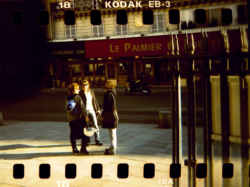 paris-holga-la-femme-de-crash-helmet_466219508_o.jpg